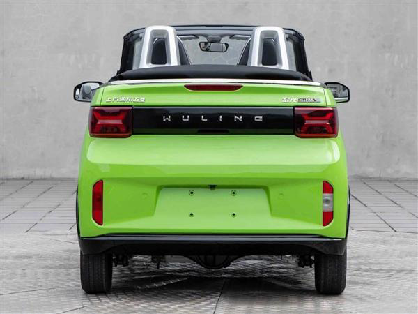 消息称宏光 MINIEV 敞篷版下月上市:最高续航 300 公里,售价 4 万元起