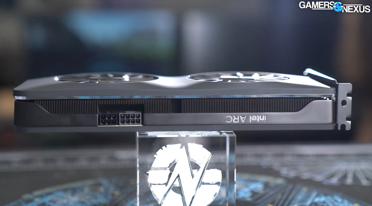 英特尔锐炫 A750 限量版桌面独显更多实物图曝光,配备 8+6 pin 电源接口