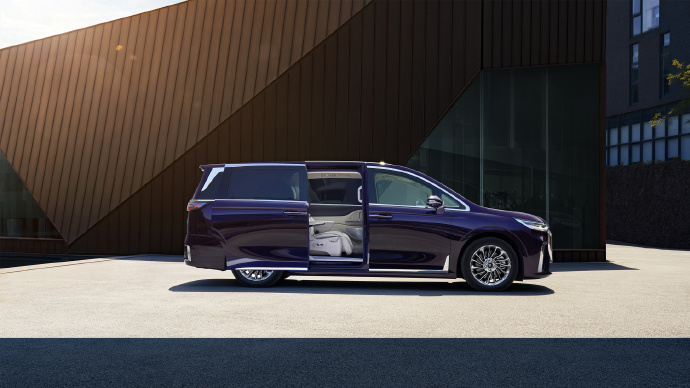 岚图梦想家电动豪华旗舰 MPV 正式开启交付,单日获 6000 辆订单