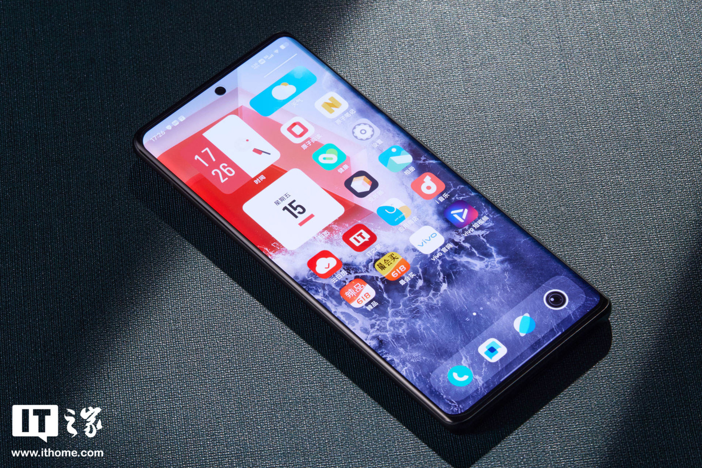 【IT之家评测室】iQOO 10 Pro 全面体验:首发 200W 快充,充电正式迈入 10 分钟时代!