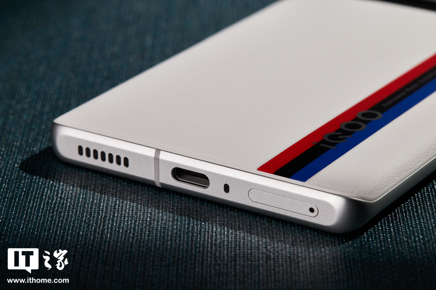 【IT之家评测室】iQOO 10 Pro 全面体验:首发 200W 快充,充电正式迈入 10 分钟时代!