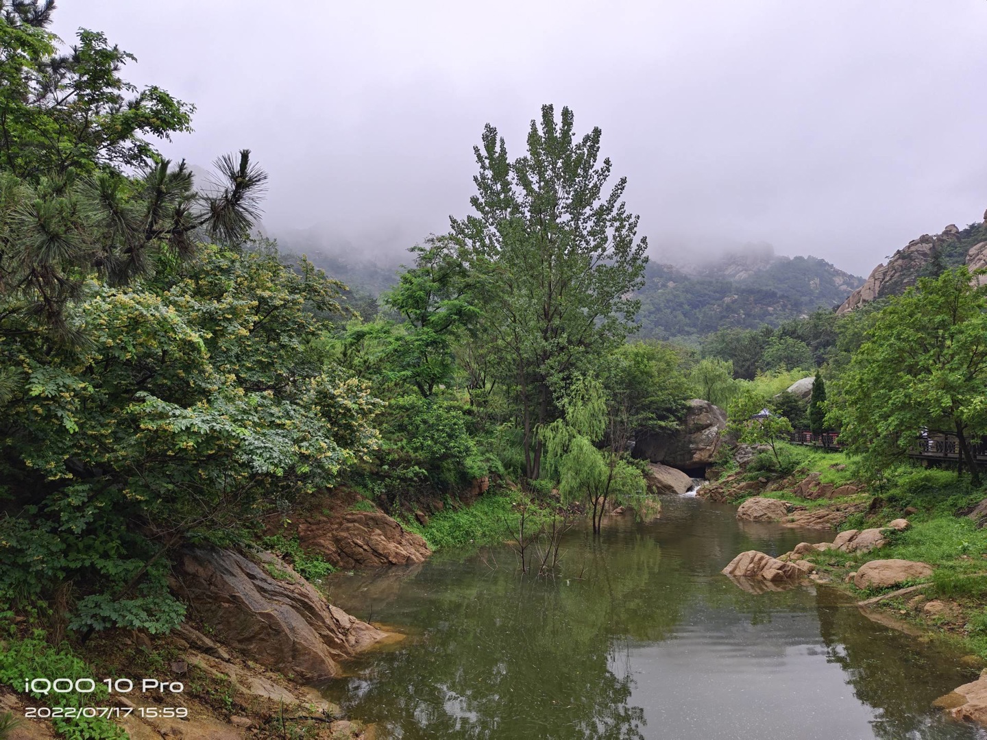 【IT之家评测室】iQOO 10 Pro 全面体验:首发 200W 快充,充电正式迈入 10 分钟时代!