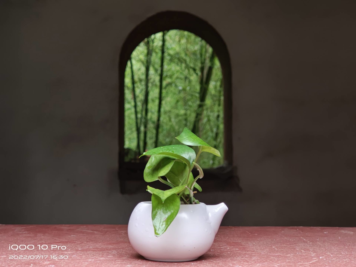 【IT之家评测室】iQOO 10 Pro 全面体验:首发 200W 快充,充电正式迈入 10 分钟时代!