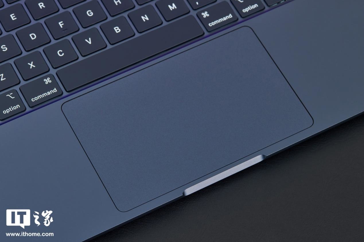 【IT之家评测室】苹果 2022 款 MacBook Air 体验:对“Air”的认知被刷新了