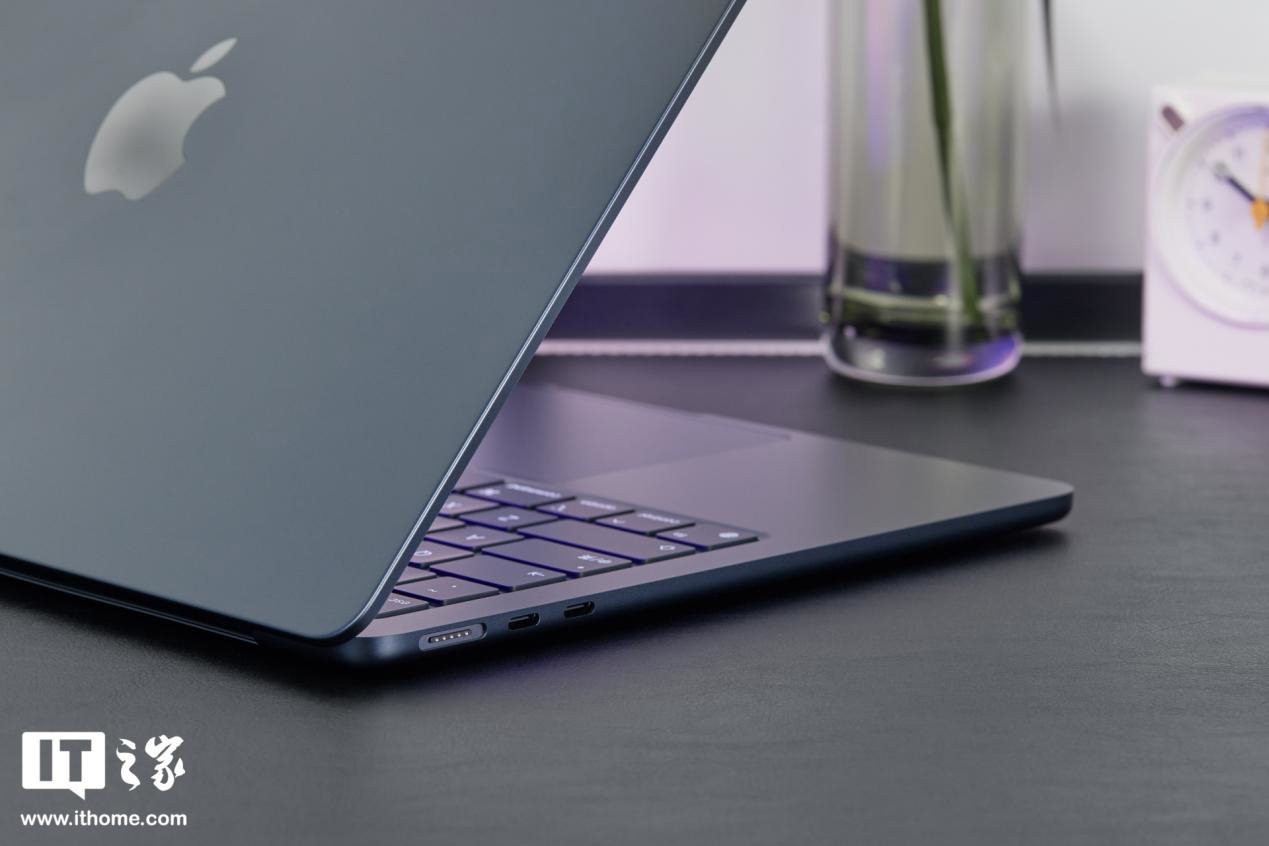 【IT之家评测室】苹果 2022 款 MacBook Air 体验:对“Air”的认知被刷新了