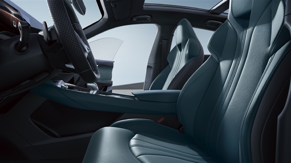 2.0T+9AT 上汽名爵最帅轿跑MG7发布:15万卖爆!