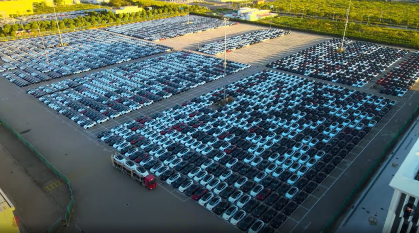特斯拉中国出口量再创新高,上万辆 Model 3 / Y 在上海等待装船