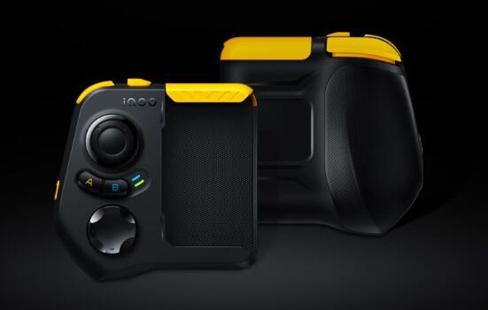 249元 iQOO闪电游戏手柄2上市:新增Master Touch背部触控
