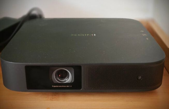 3000元投影仪怎么选?当贝、极米、坚果、米家投影仪哪个品牌好?