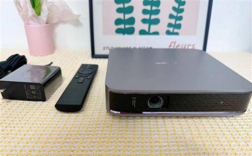 买投影仪后悔死了?「8不买」,什么样的投影仪才是物超所值?