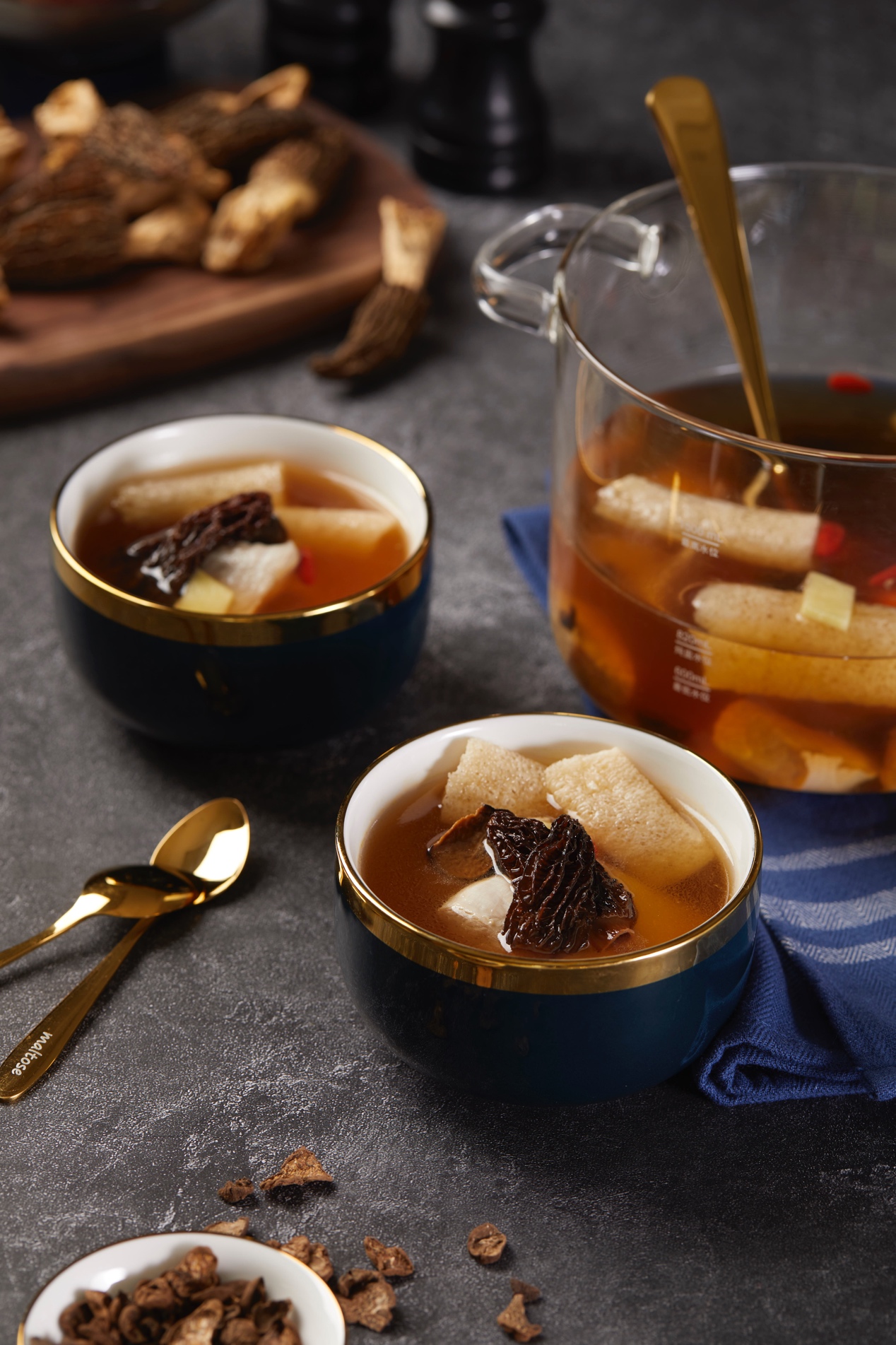 智感加热炖煮有“料”,卡梭IH养生壶开启春节后滋补养生新模式